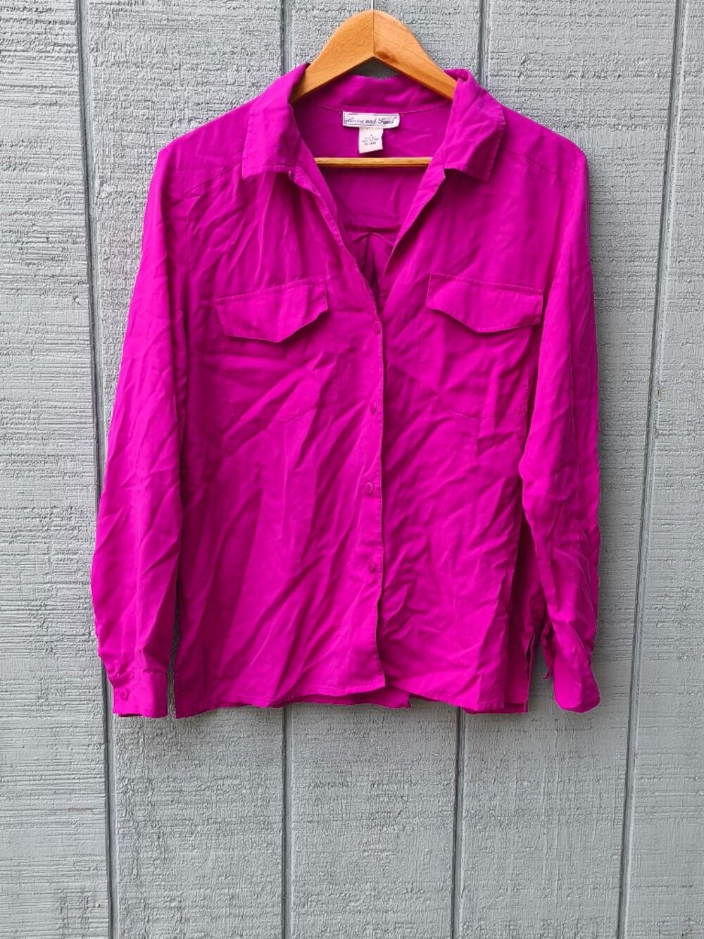 Anna and Frank 100% Silk Button Front Boyfriend Shirt sz M Fuschia Pink Purple